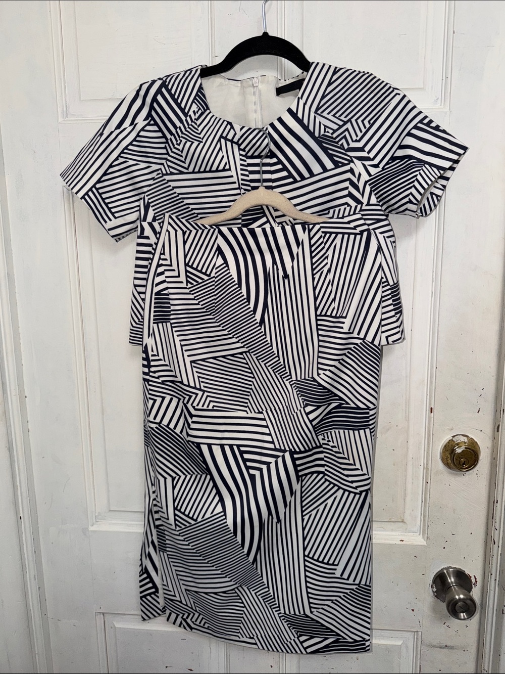 Like New Roeyshouse Blue & White Geometric Skirt Set - Women